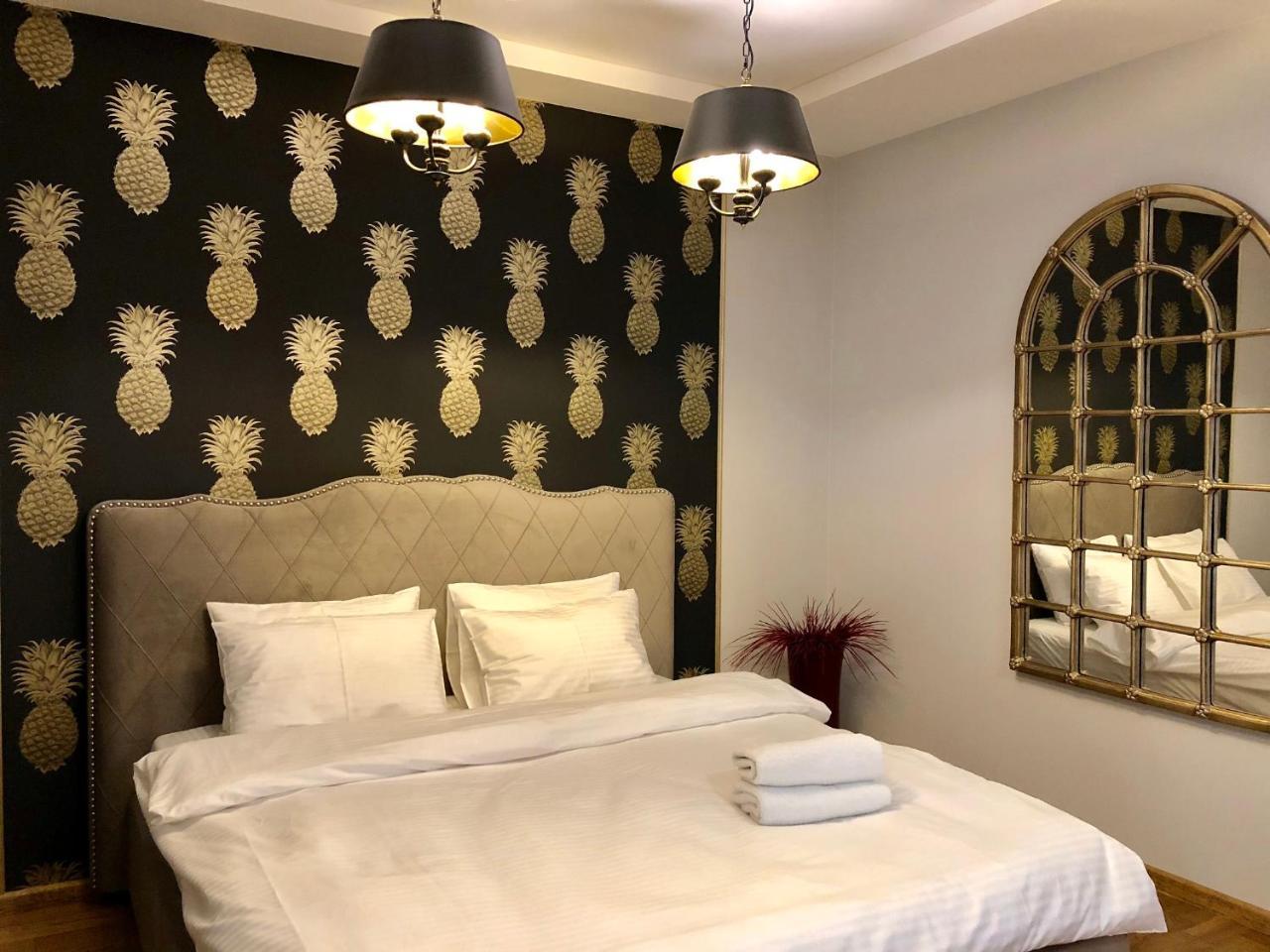 Home Apart Storozhovskaya Str.6 Minszk Kültér fotó