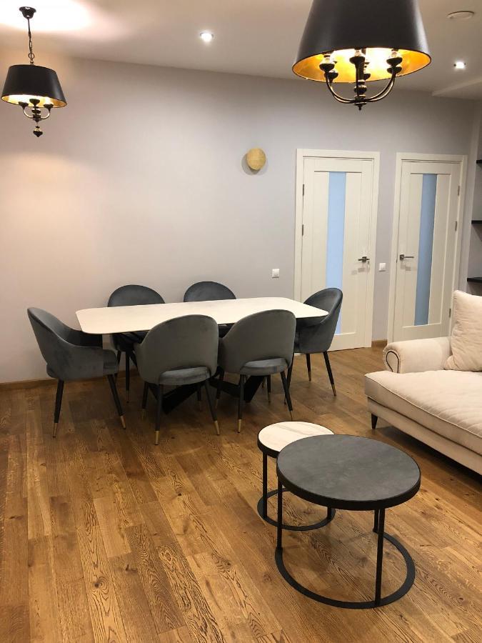 Home Apart Storozhovskaya Str.6 Minszk Kültér fotó