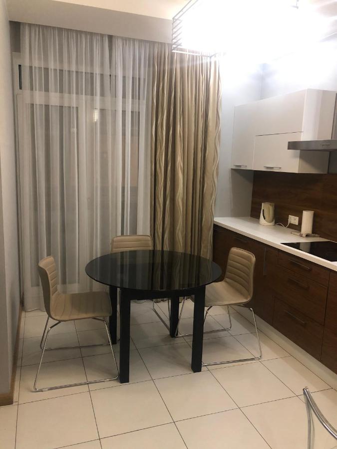 Home Apart Storozhovskaya Str.6 Minszk Kültér fotó